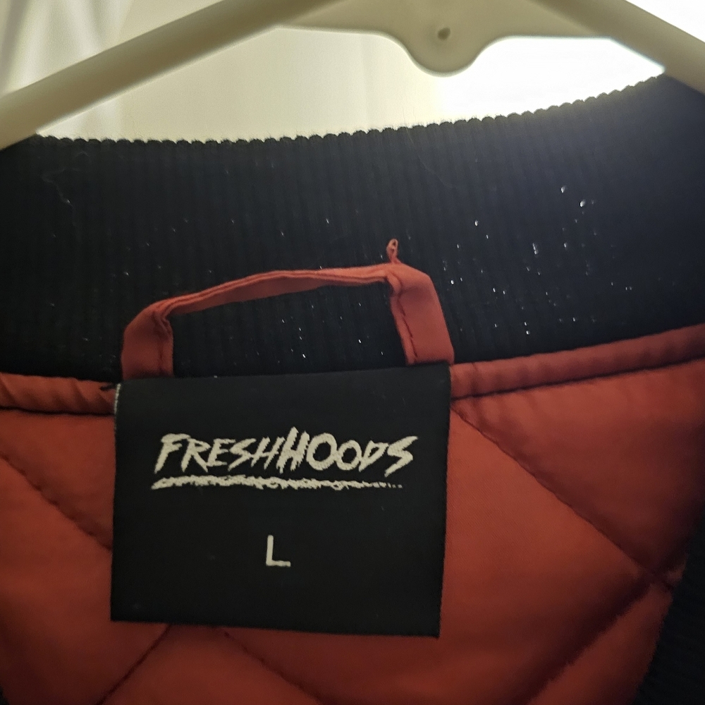 Bomber Jacket - Picture 4 of 4